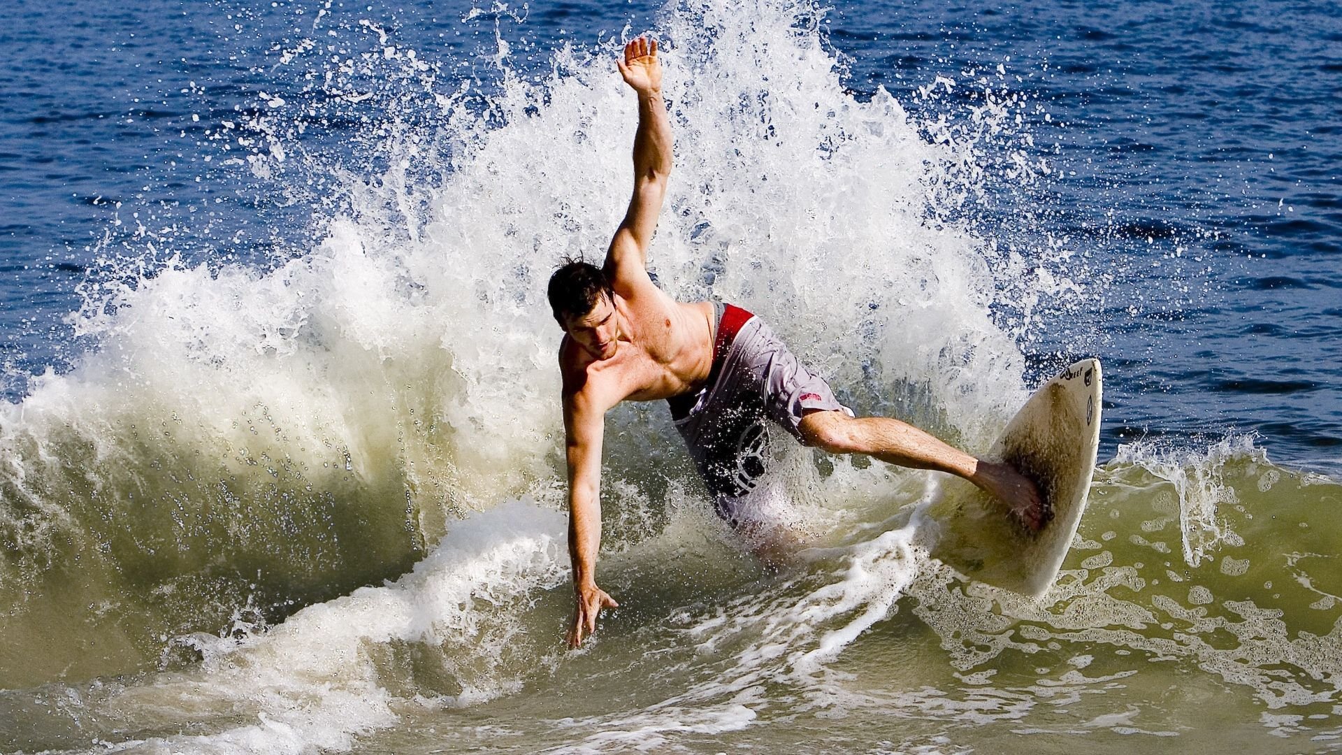 公牛连续得分压制奇才，武切维奇在欧冠半决赛接管比赛