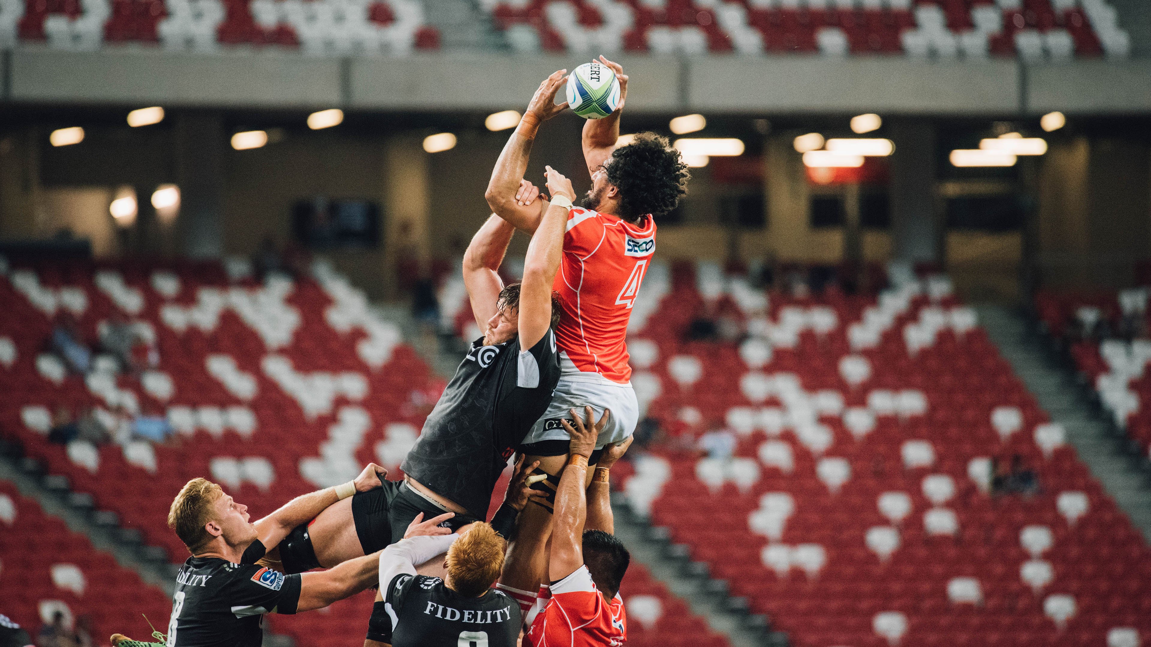 国王连续得分压制山西队,恩比德攻防两端统治全场