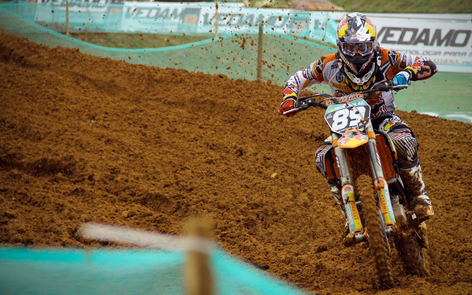 佩德里状态火热难掩光芒，国际米兰绝杀曼城诠释足球唯一性